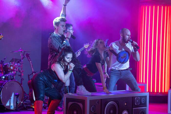 Azamara Onward - Amped Up.jpg